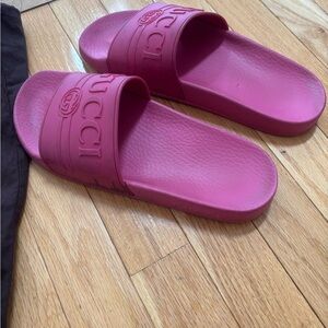 Gucci Fuchsia Slide Sandals